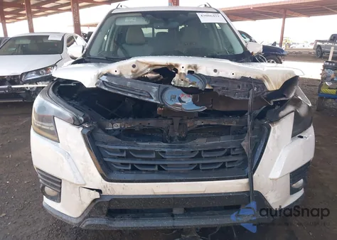 2022 Subaru Forester Limited из США, поврежденный, VIN JF2SKAPC4NH488159